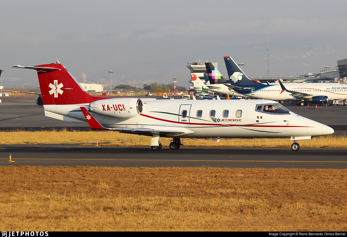 Mãe e criança estão entre as sete vítimas da queda do Learjet aeromédico na Filadélfia